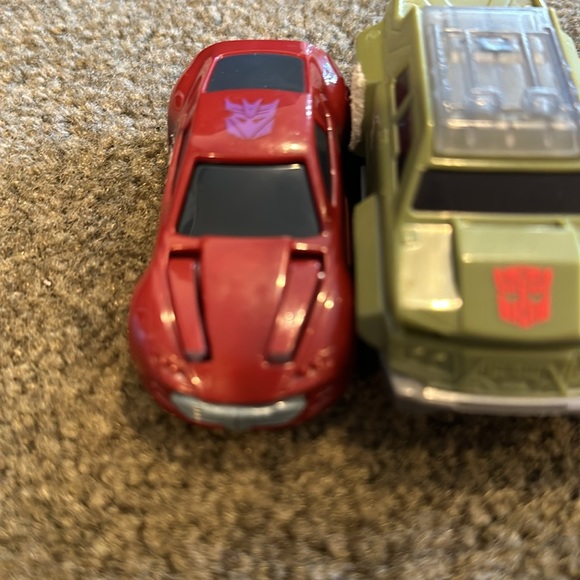 Cars/Trucks Lot Transformer - Picture 4 of 15
